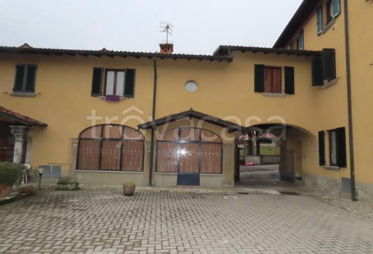 appartamento in vendita a Sirone