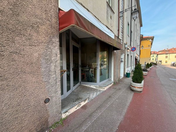 ufficio in vendita a Sirone