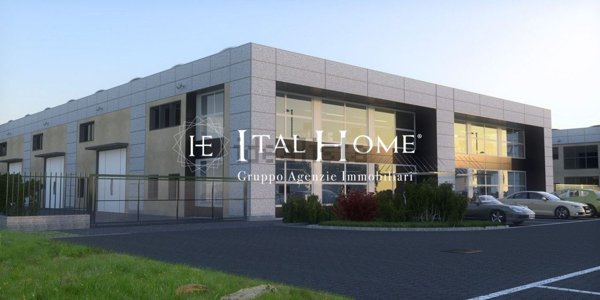 capannone in vendita a Sirone