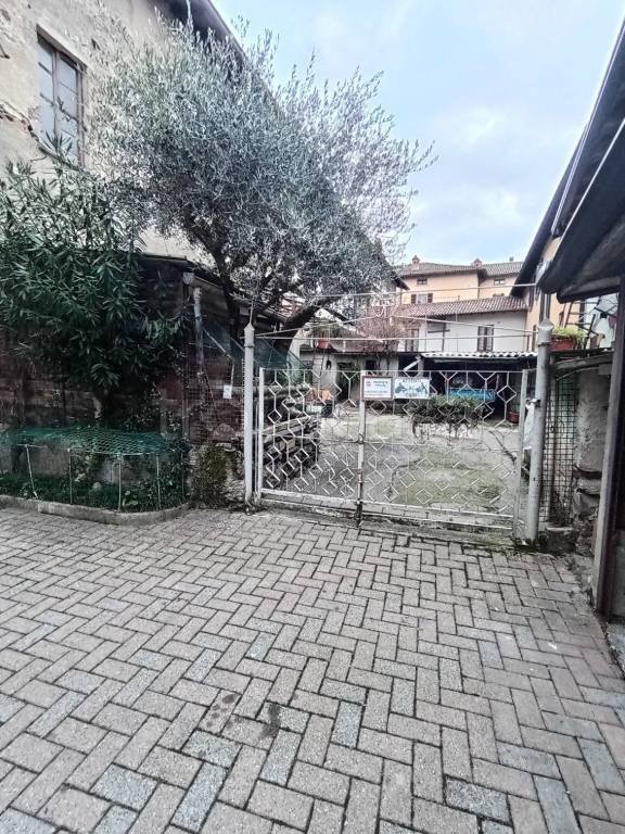 casa indipendente in vendita a Sirone in zona San Benedetto