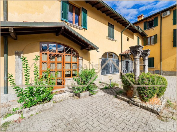 appartamento in vendita a Sirone in zona San Benedetto