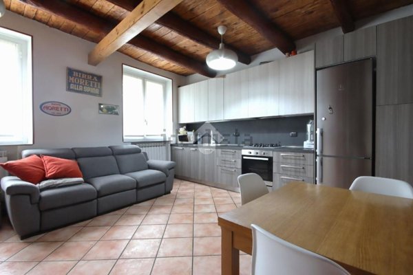 appartamento in vendita a Sirtori