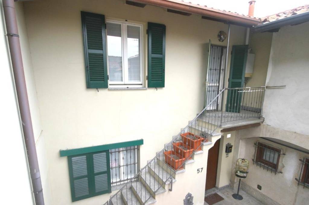 appartamento in vendita a Sirtori