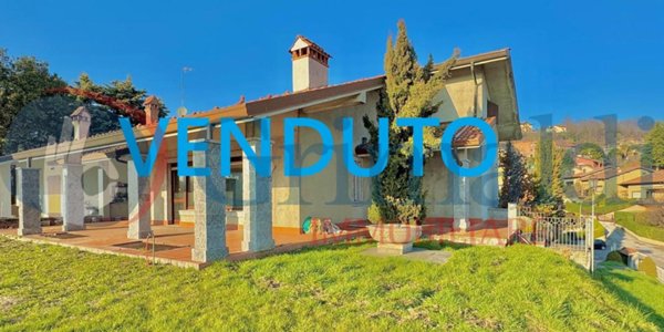 casa indipendente in vendita a Sirtori