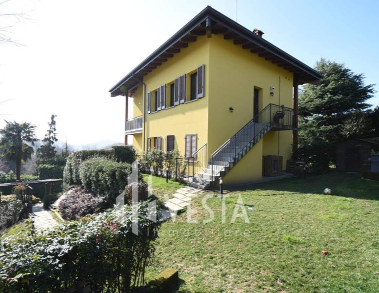 casa indipendente in vendita a Sirtori