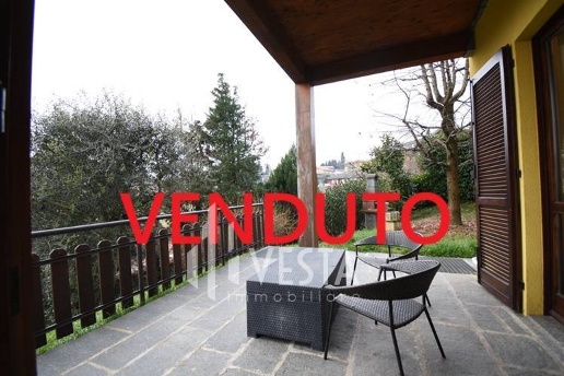 appartamento in vendita a Sirtori