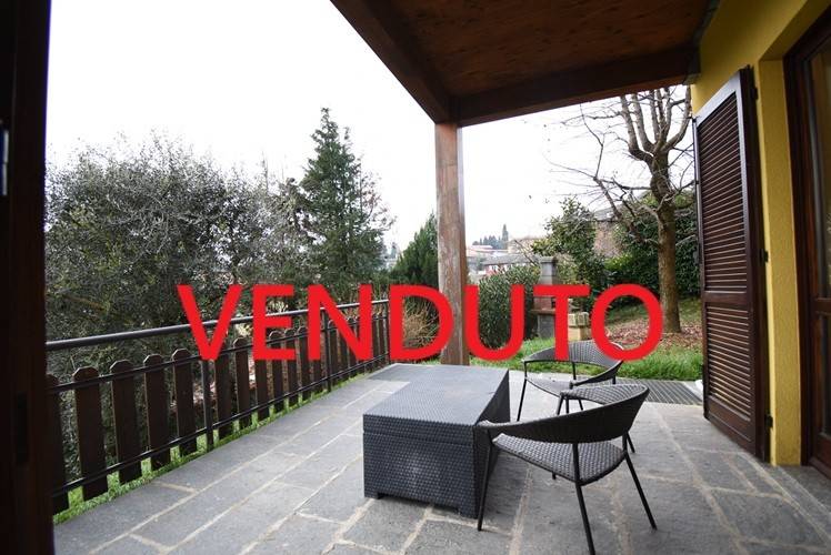 appartamento in vendita a Sirtori