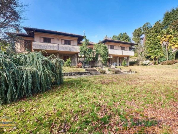 casa indipendente in vendita a Sirtori