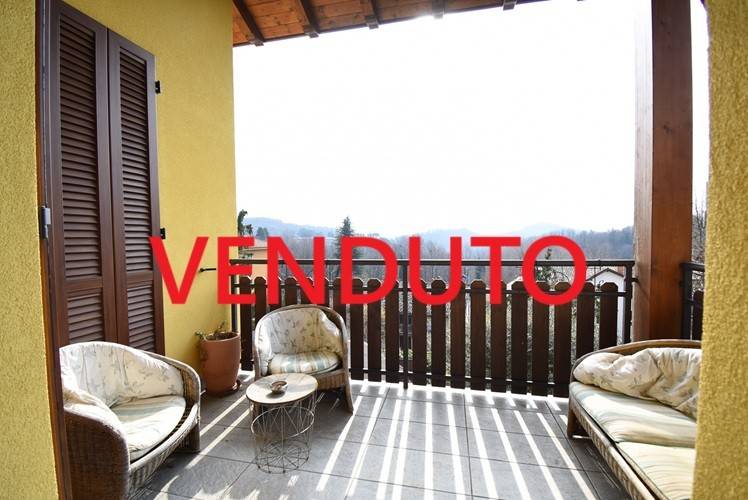 appartamento in vendita a Sirtori