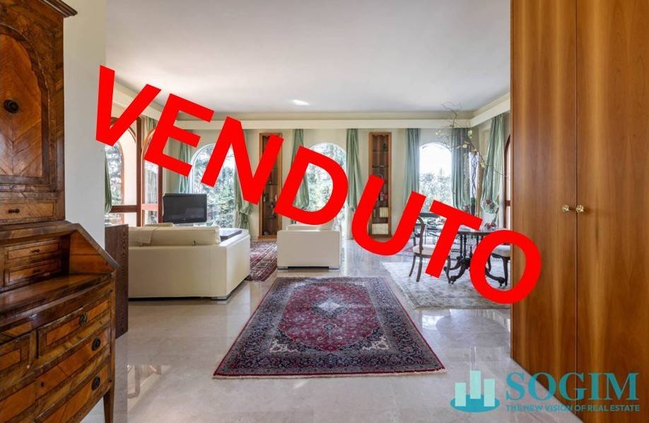 casa indipendente in vendita a Sirtori