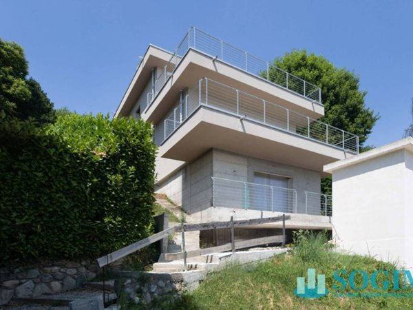 casa indipendente in vendita a Sirtori