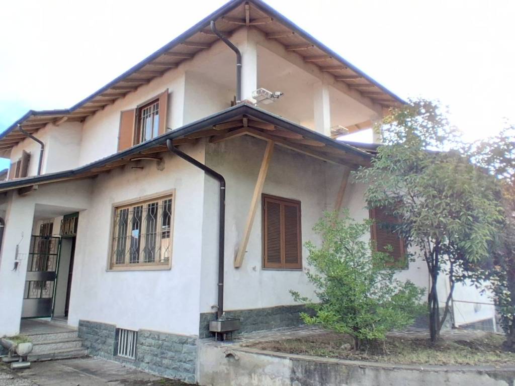 appartamento in vendita a Sirtori