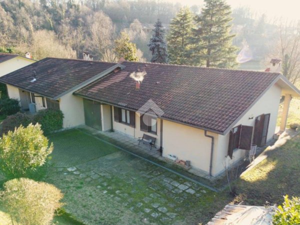 casa indipendente in vendita a Sirtori