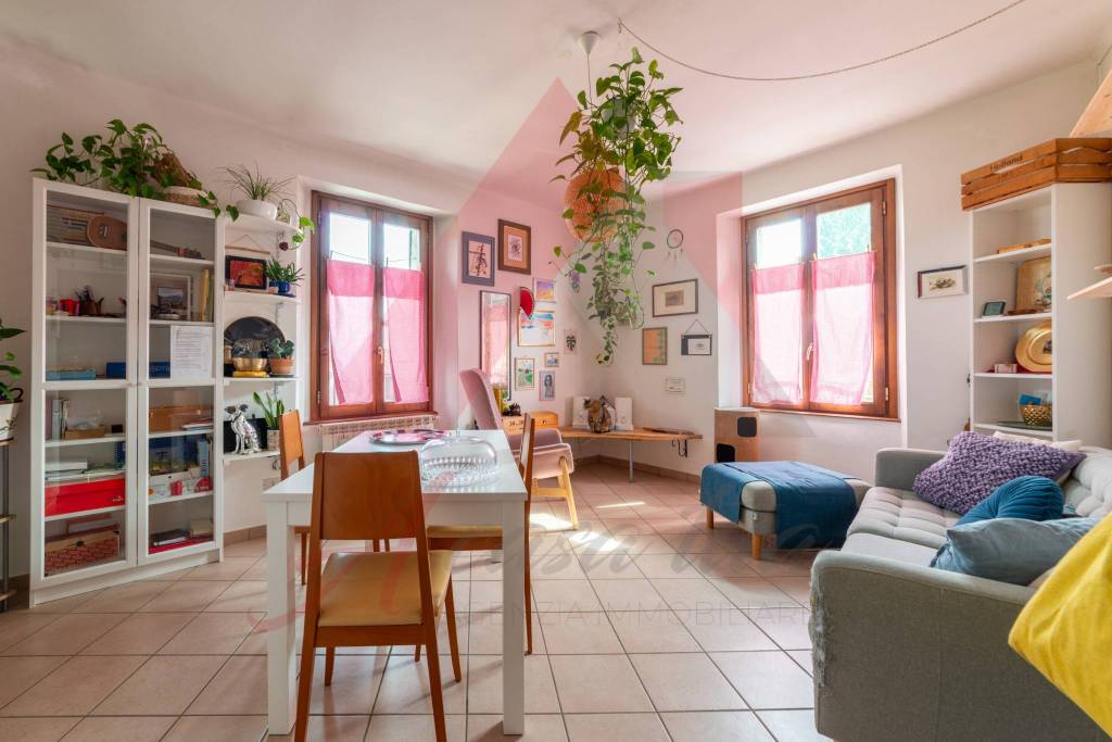 appartamento in vendita a Sirtori