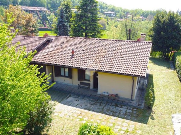 casa indipendente in vendita a Sirtori