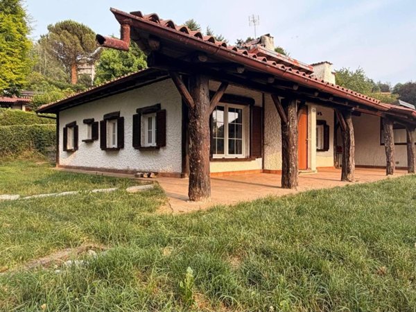 casa indipendente in vendita a Sirtori in zona Bevera di Sirtori