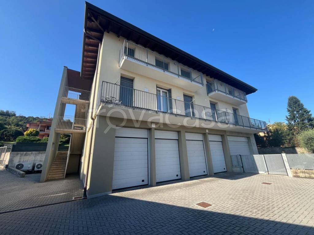 box auto in vendita a Sirtori in zona Bevera di Sirtori
