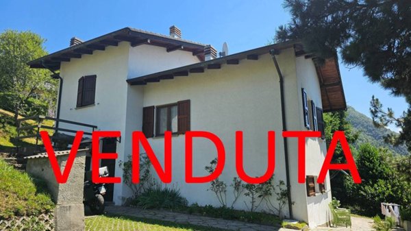 casa indipendente in vendita a Sueglio