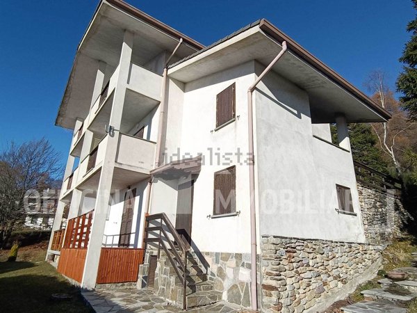 casa indipendente in vendita a Sueglio