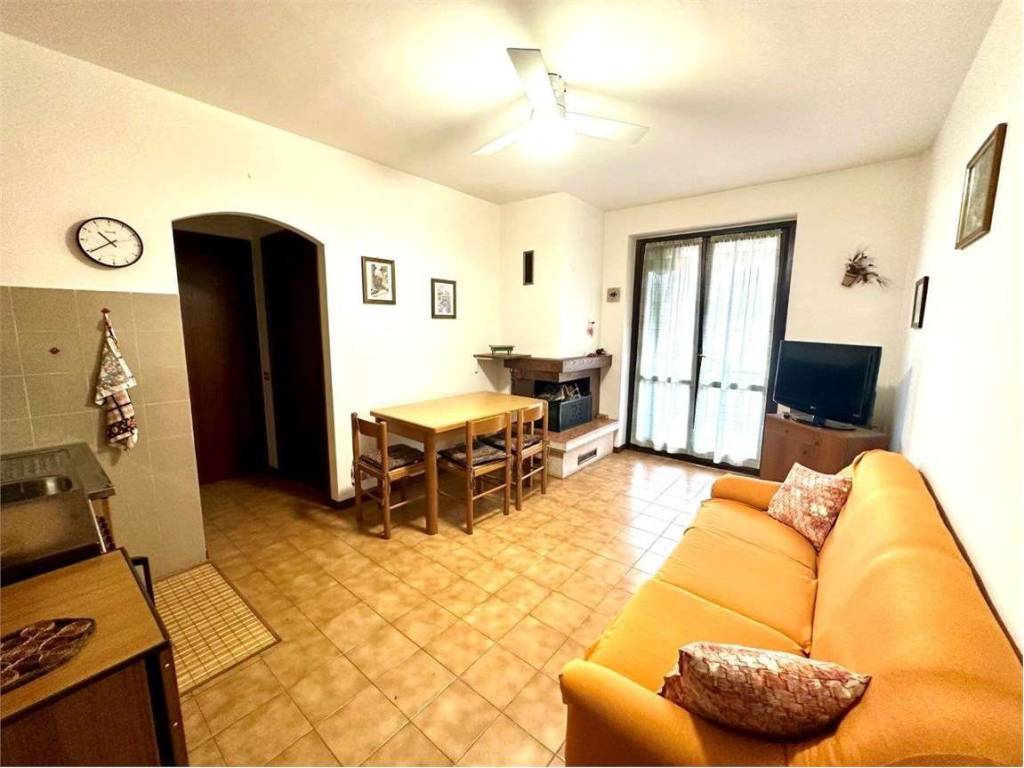 appartamento in vendita a Taceno