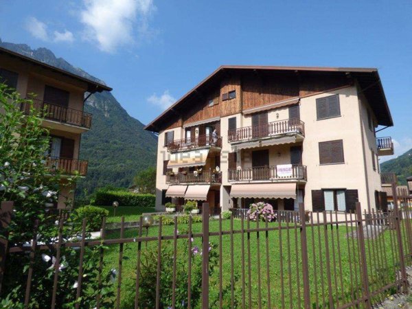 appartamento in vendita a Taceno