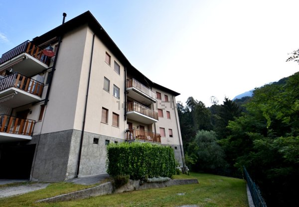 appartamento in vendita a Taceno