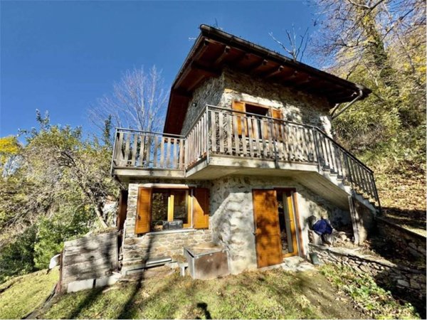 appartamento in vendita a Taceno