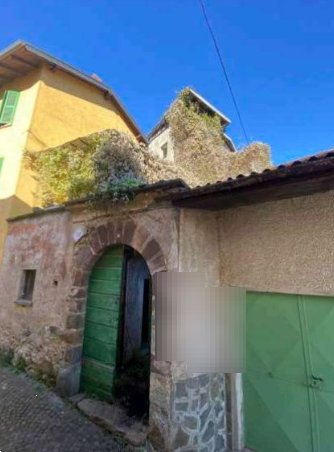 appartamento in vendita a Taceno