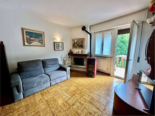 appartamento in vendita a Taceno