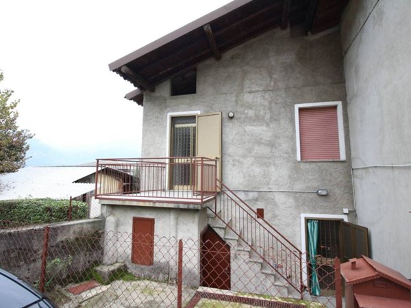casa indipendente in vendita a Valgreghentino