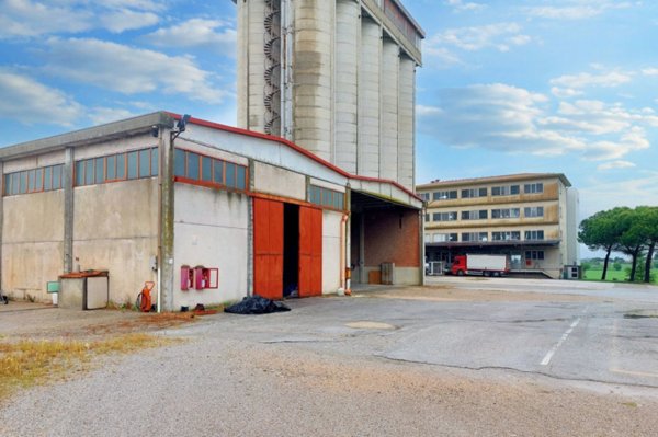terreno edificabile in vendita a Valgreghentino in zona Biglio