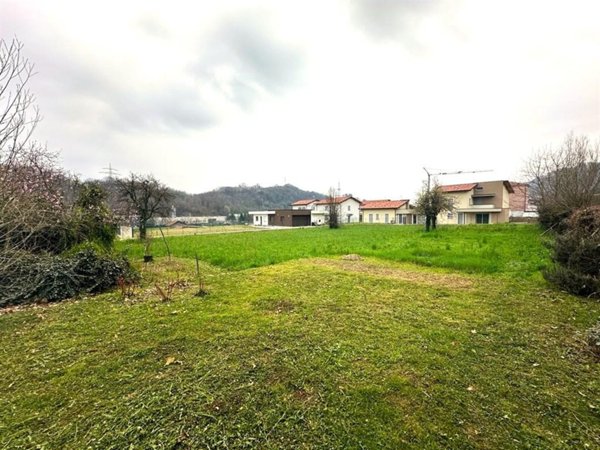 terreno edificabile in vendita a Valgreghentino