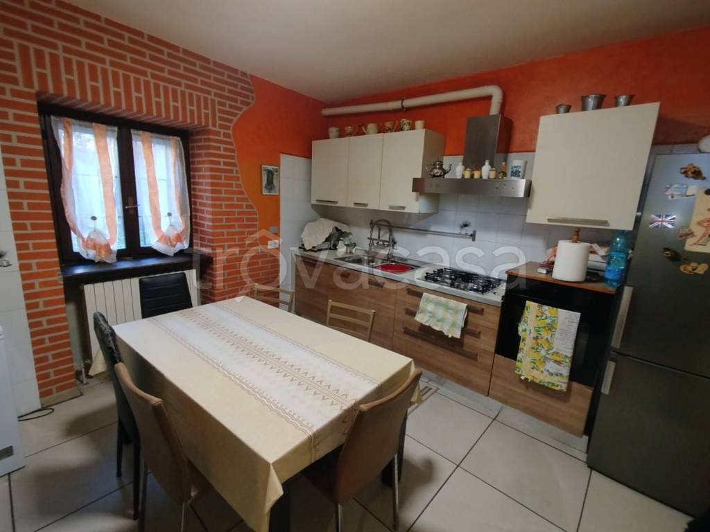 casa indipendente in vendita a Valgreghentino