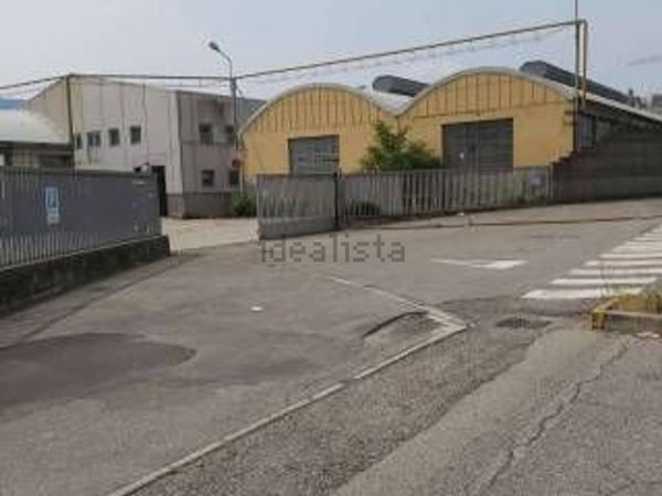 capannone in vendita a Valgreghentino