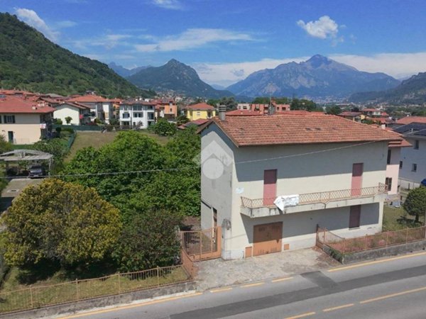 terreno edificabile in vendita a Valgreghentino in zona Villa San Carlo