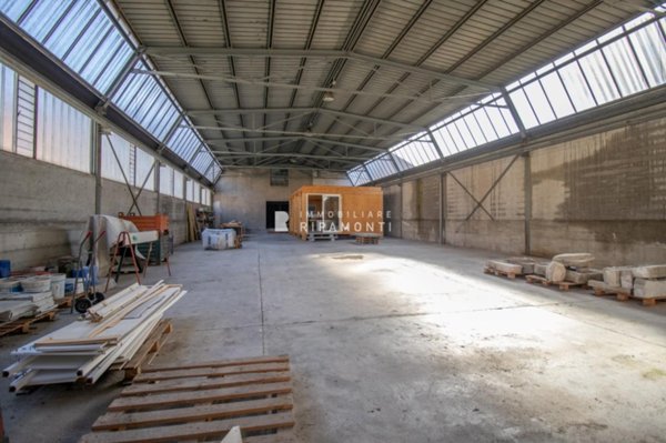 appartamento in vendita a Valmadrera in zona Centro Storico