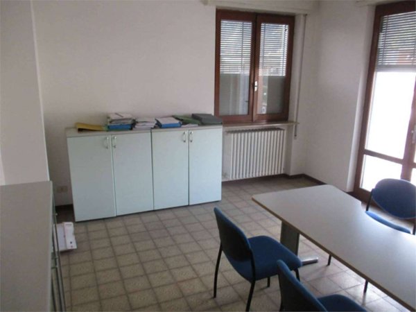 ufficio in vendita a Valmadrera