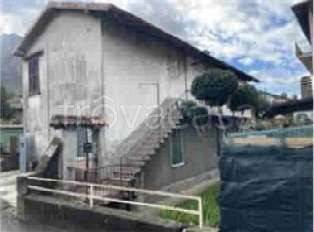 appartamento in vendita a Valmadrera