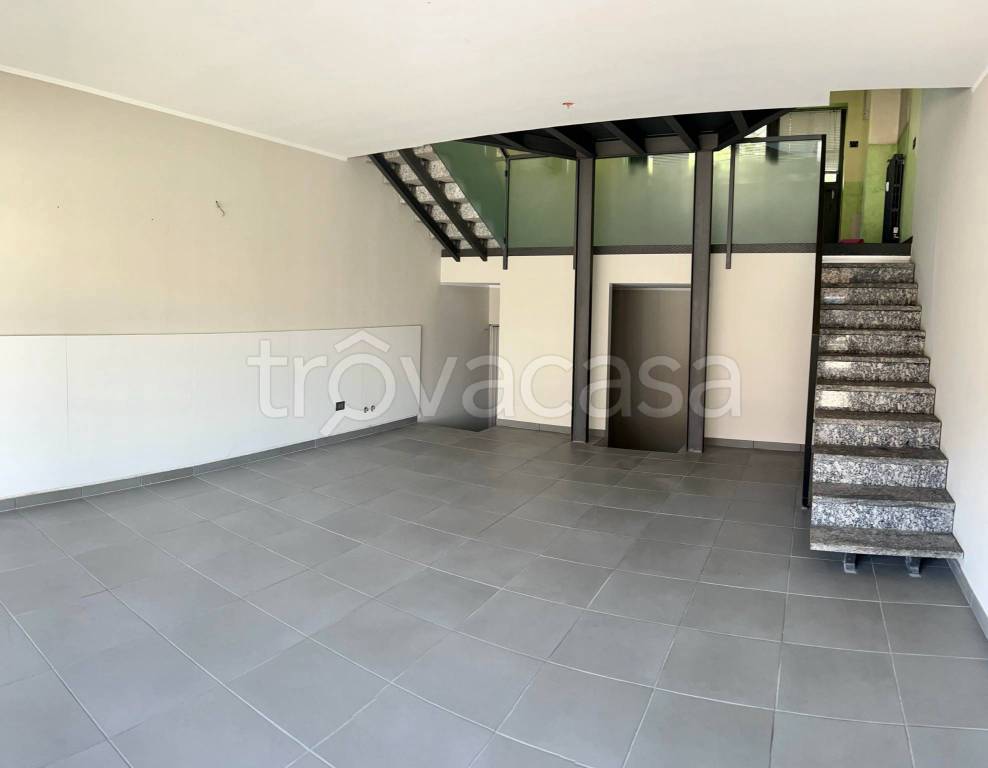 appartamento in vendita a Valmadrera