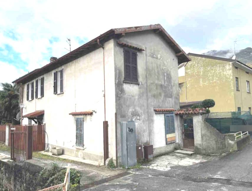 appartamento in vendita a Valmadrera