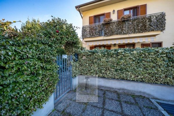 casa indipendente in vendita a Valmadrera in zona Caserta
