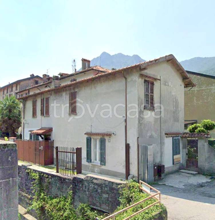 appartamento in vendita a Valmadrera