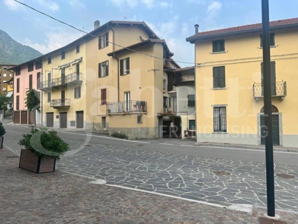 appartamento in vendita a Valmadrera