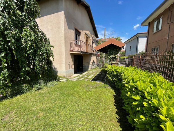 casa indipendente in vendita a Valmadrera