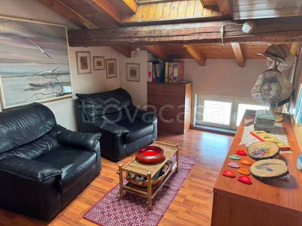 appartamento in vendita a Valmadrera