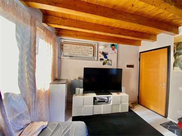 appartamento in vendita a Valmadrera