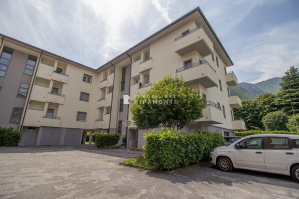 appartamento in vendita a Valmadrera in zona Centro Storico