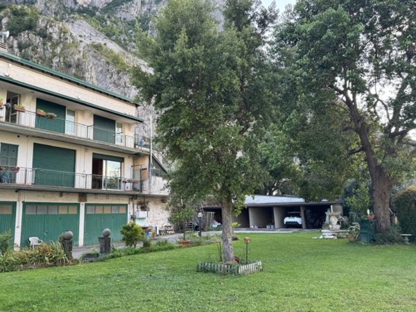 appartamento in vendita a Valmadrera