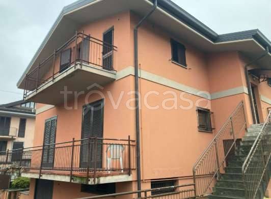 casa indipendente in vendita a Valmadrera