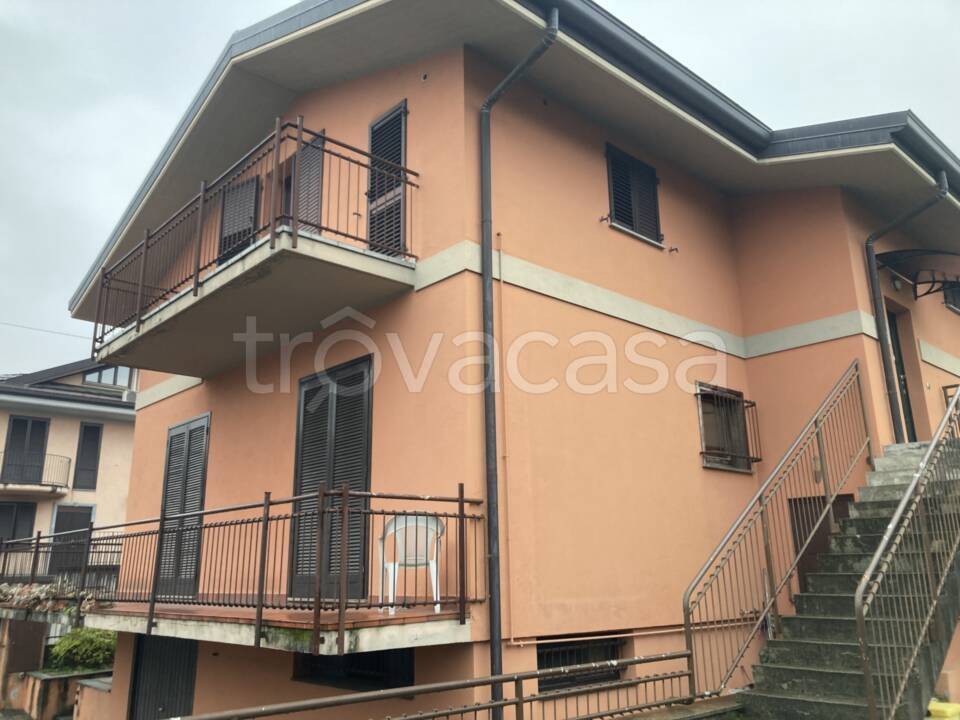 casa indipendente in vendita a Valmadrera